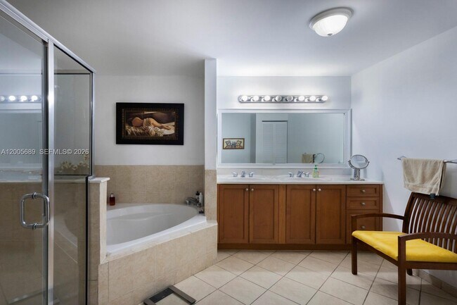 Building Photo - 8390 SW 72nd Ave