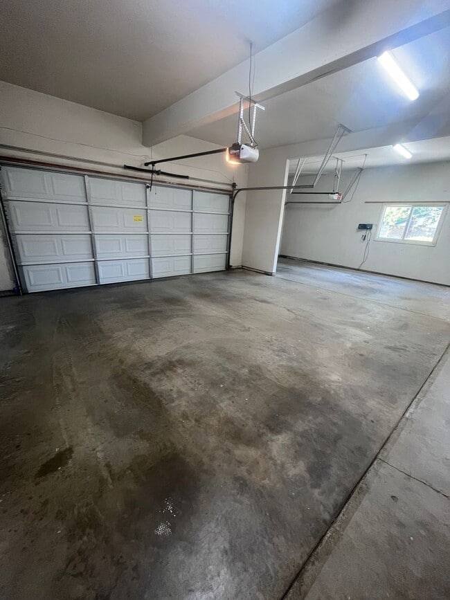 Building Photo - San Gabriel