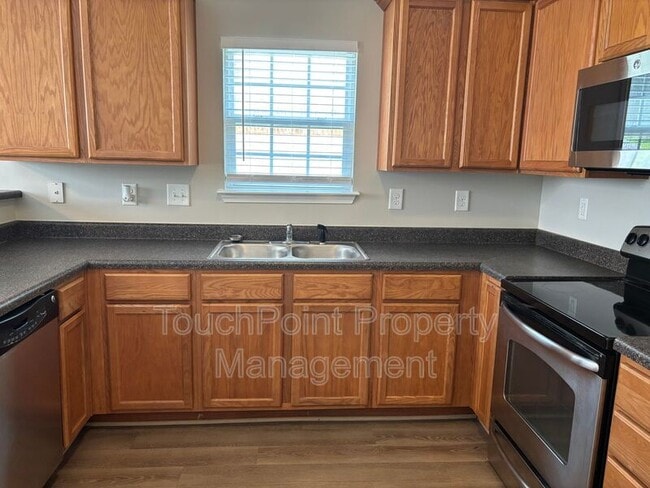 Building Photo - 3833 Fircrest Dr