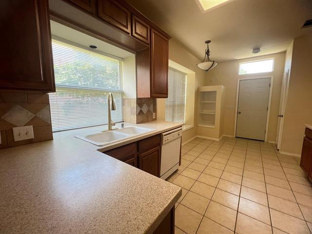 Building Photo - 6847 Winston Dr