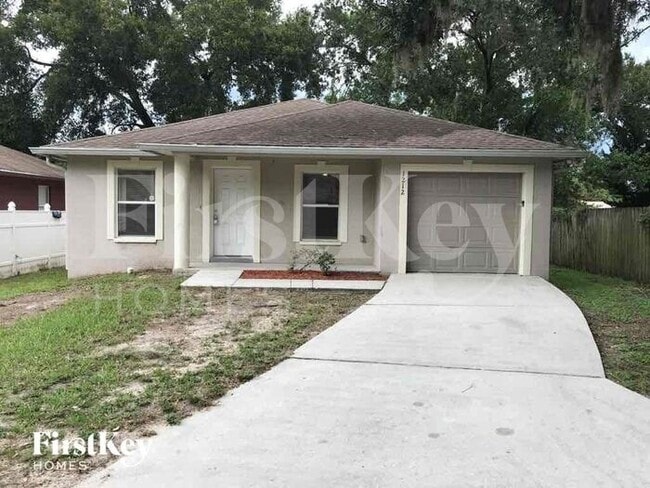 Building Photo - 1212 E 108th Ave