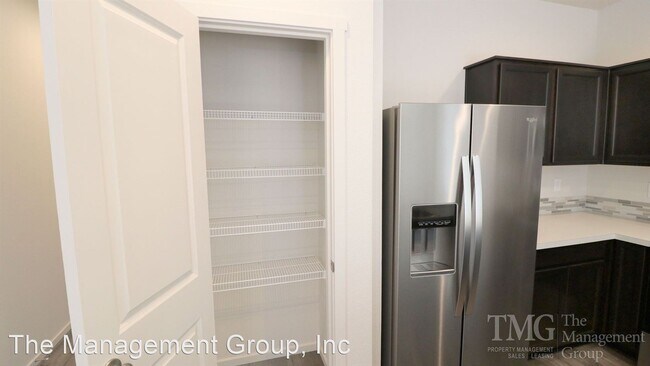 Building Photo - 3 br, 2.5 bath House - 2255 NE 118th Place