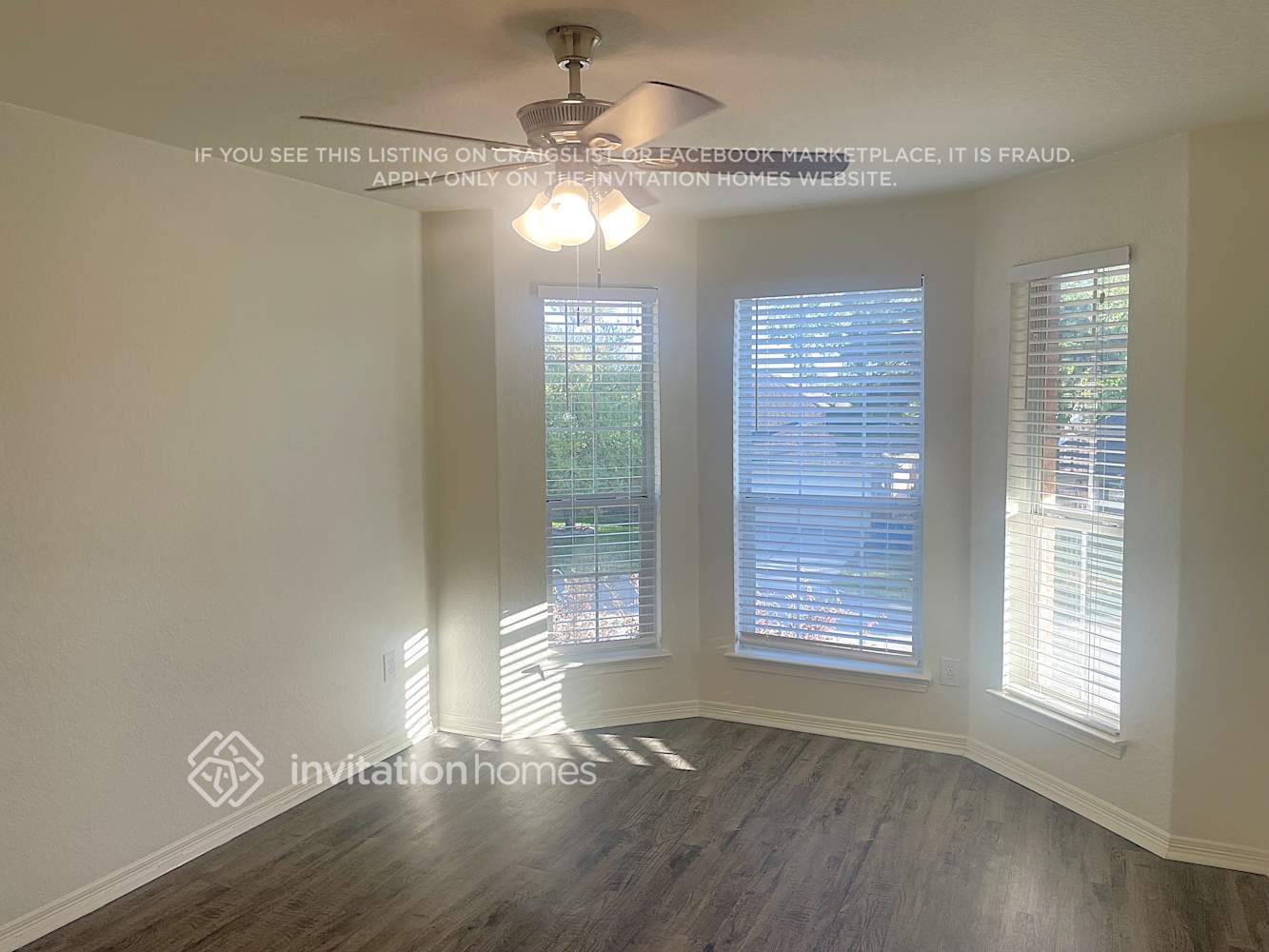 Building Photo - 8518 Sports Haven Dr