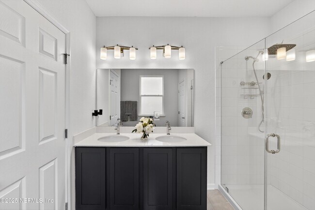 Building Photo - 7775 Dunhill Ct