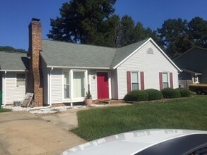 Building Photo - 6621 Pinta Ct