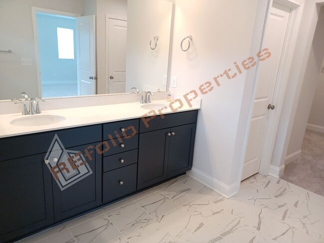 Building Photo - 238 Deardom Wy