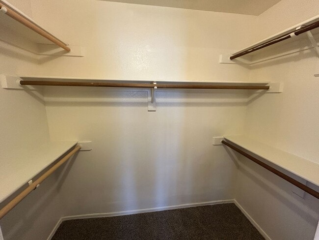 Building Photo - 6934 W Brown St