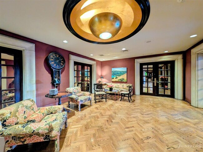 Building Photo - 1177 California St