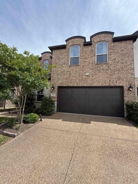Building Photo - 3904 Lucan Ln