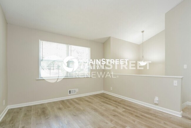Building Photo - 3 Bedroom Pet-Friendly Home in Decatur, GA with Main Street Renewal