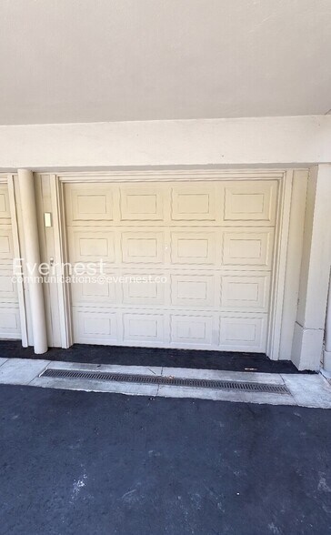 Building Photo - 73 Brookwood Rd