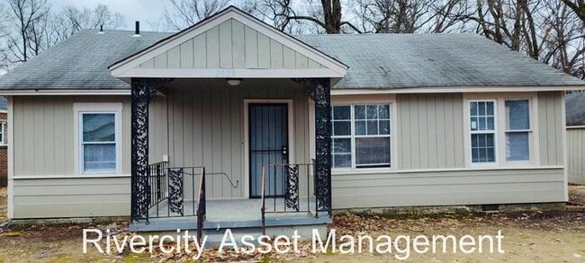 Primary Photo - Gorgeous home is Frayser!!!!