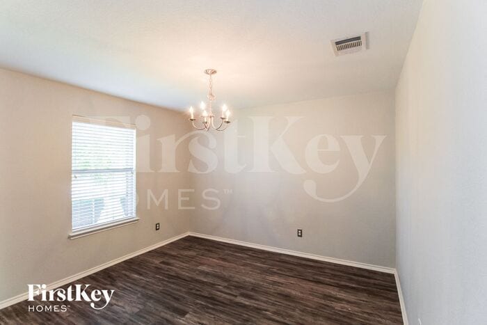 Building Photo - 503 Cypress Ct