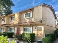 Building Photo - 2bd/1.5ba, 1,112 sf Concord Townhome available for Lease