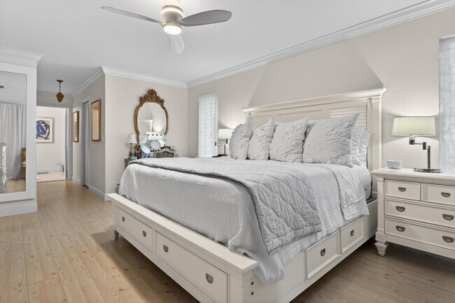 Building Photo - 11340 Briarwood Pl