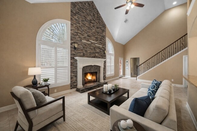 Building Photo - 2438 Ripplewood Dr