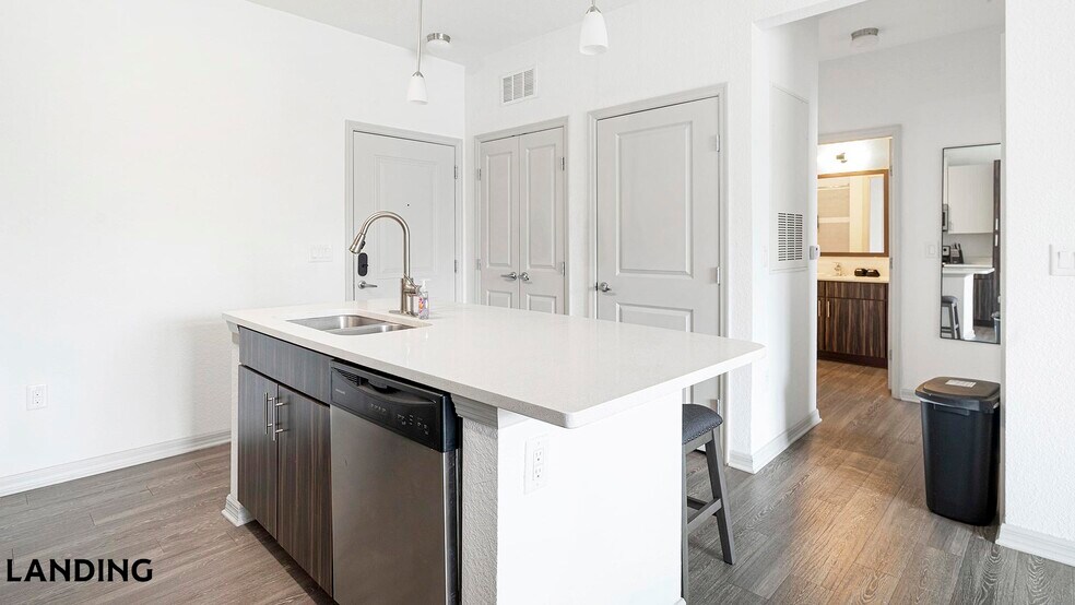 Building Photo - 9301 Summit Centre Way