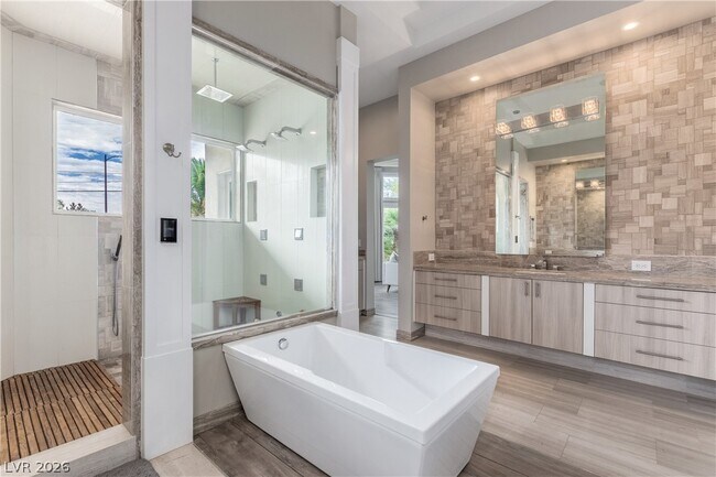 Building Photo - 7270 Loma Alta Cir