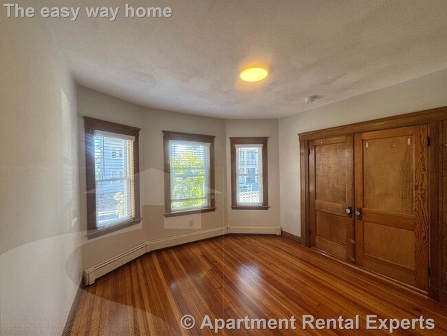 Building Photo - 29 Frederick Ave