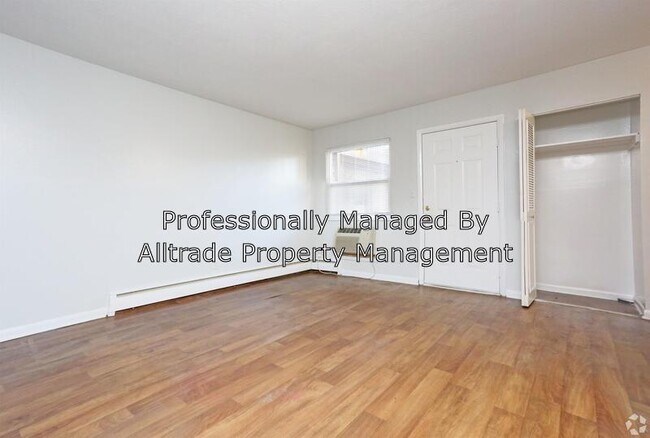 Building Photo - 412 Poplar Level Ct