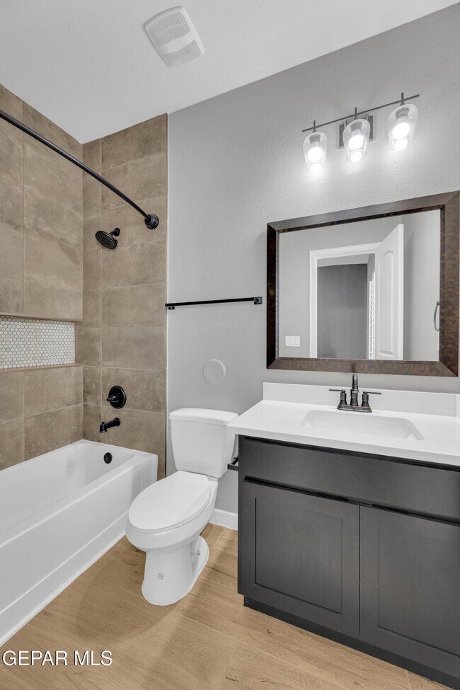 Building Photo - 4529 Mark Avizo St