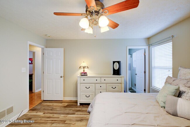Building Photo - 8713 Hickory Falls Ln