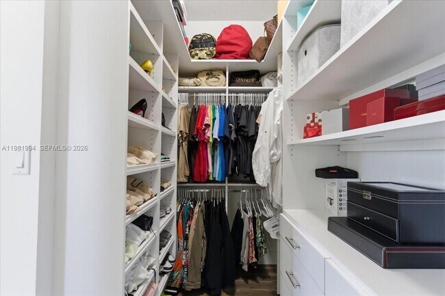 Building Photo - 3407 W 99th Pl