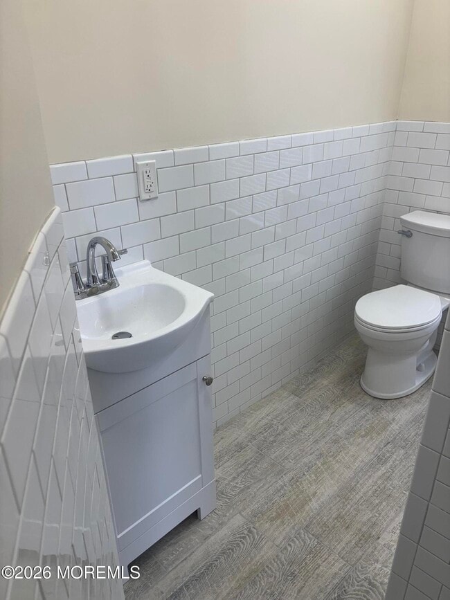 Building Photo - 178 Broad St