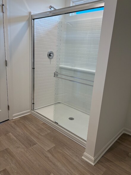 Building Photo - 2003 Lyndon Green Cir