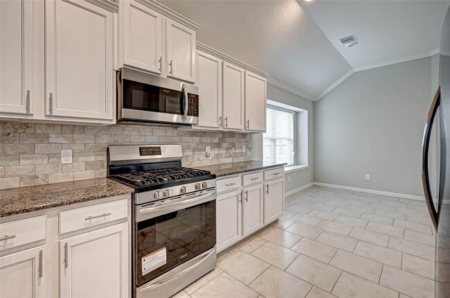 Building Photo - 15526 Atwood Bay Trl
