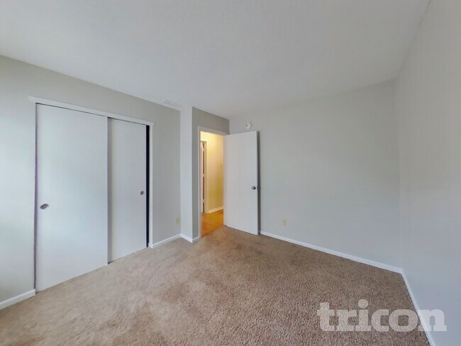 Building Photo - 11811 Wapiti Way