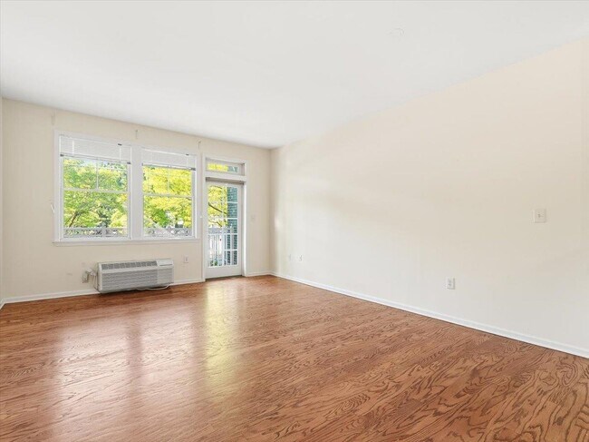 Building Photo - 4 Constellation Pl