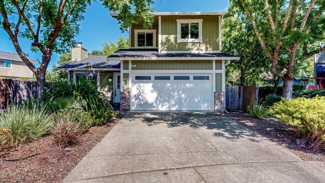 Building Photo - 360 Manka Cir