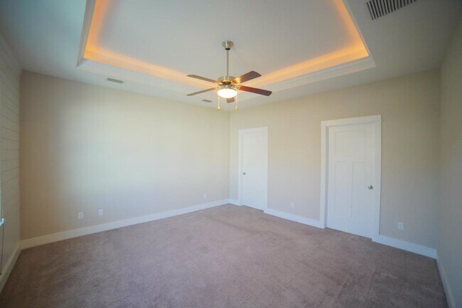 Building Photo - 2781 Julieanna Ln