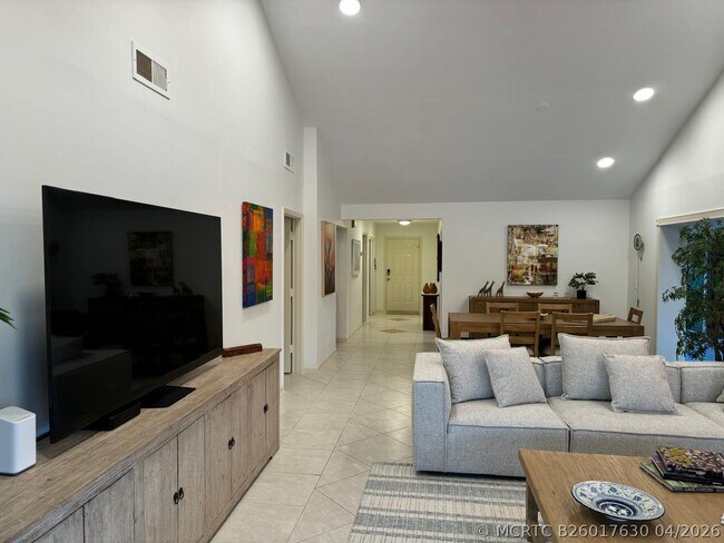 Building Photo - 21708 Tall Palm Cir