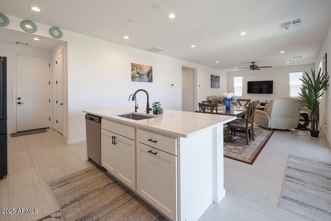 Building Photo - 2820 N 196th Dr