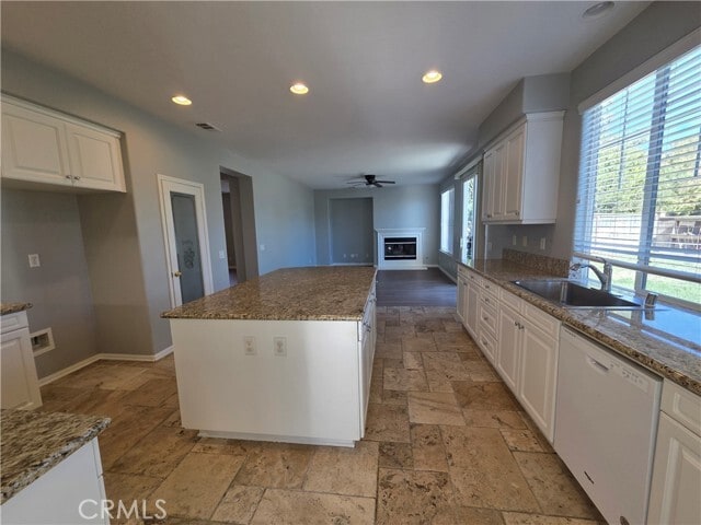 Building Photo - 39898 Worthington Pl