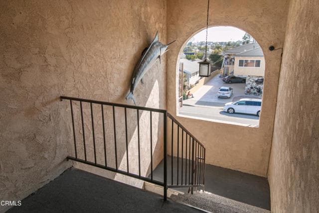 Building Photo - 1244 W 9th St