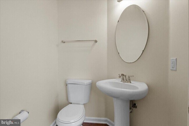 Building Photo - 8329 Autumn Crest Ln