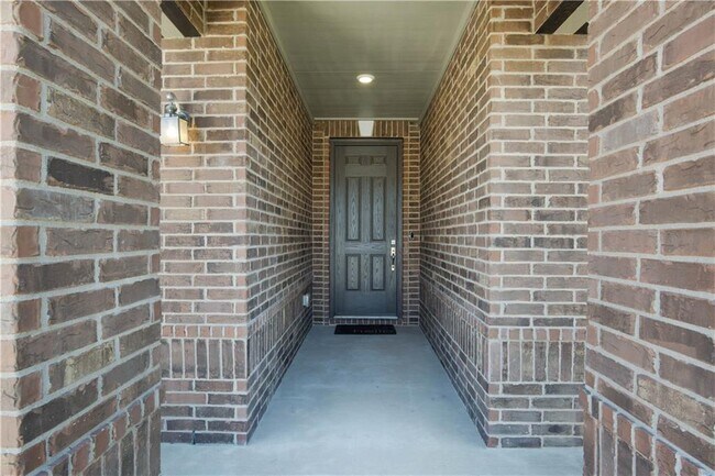 Building Photo - 7413 Groundhog Wy