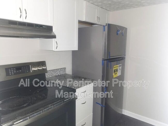 Building Photo - 1867 Myrtle Dr SW