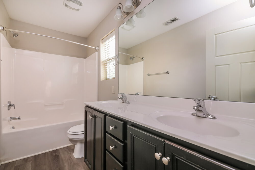 Building Photo - 14 Outwater Ridge Dr