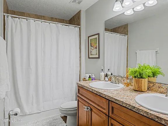 Building Photo - 87159 Chesapeake Ave