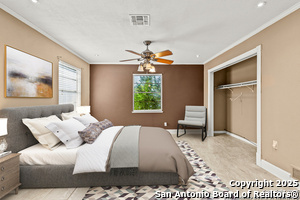 Building Photo - 4414 Tropical Dr