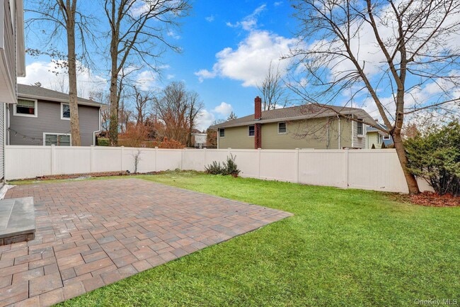 Building Photo - 33 Gaines St