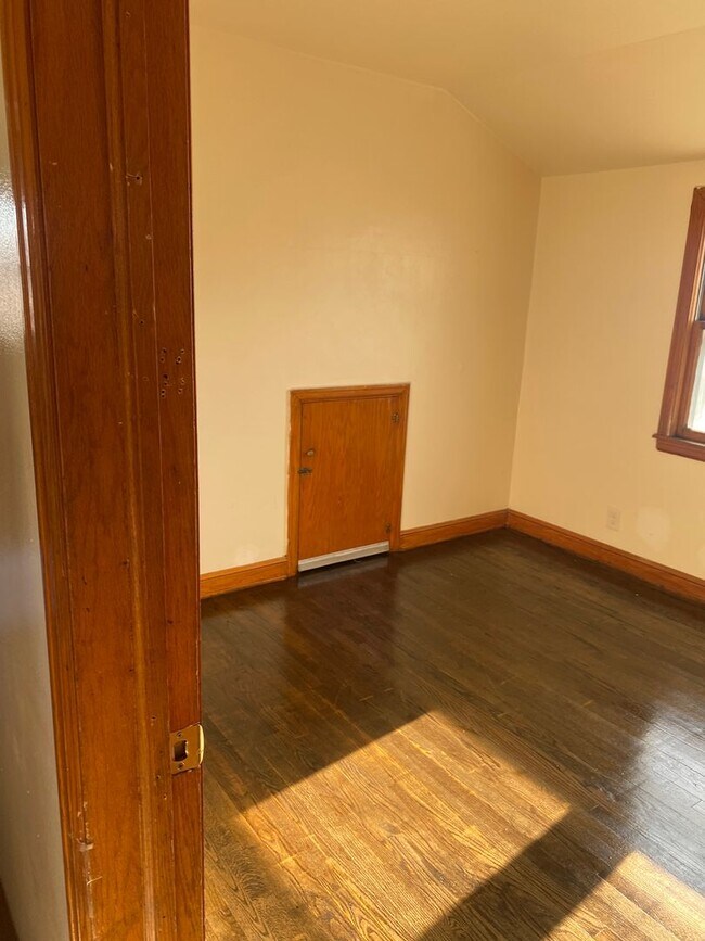 Building Photo - 4171 N 63rd St