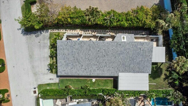 Building Photo - 18 Adams Rd