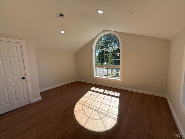Building Photo - 7409 Collamer Rd