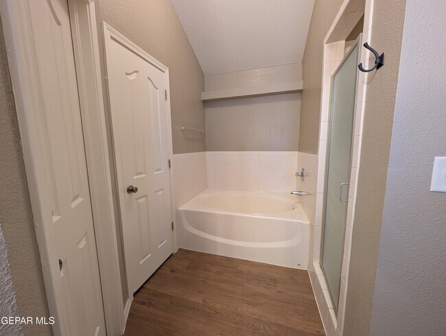 Building Photo - 12145 Sun Arbor Pl