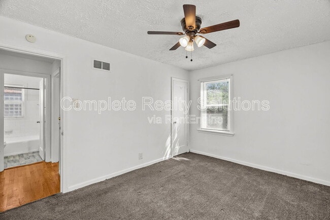 Building Photo - 6605 Barken Ave